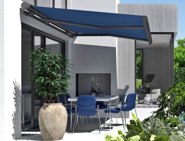 Offene Markise für Balkon und Terrasse von Fensterkonzepte Schulze in Köln