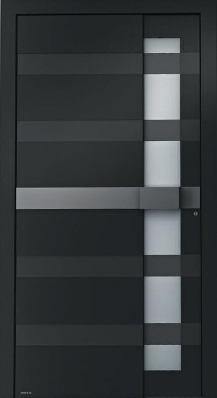 Schwarze Haustür mit einem Glaseinsatz.