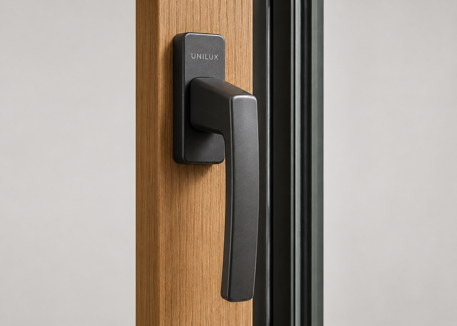 Hochwertige Fenstergriffe für UNILUX Holz-Aluminium Fenster